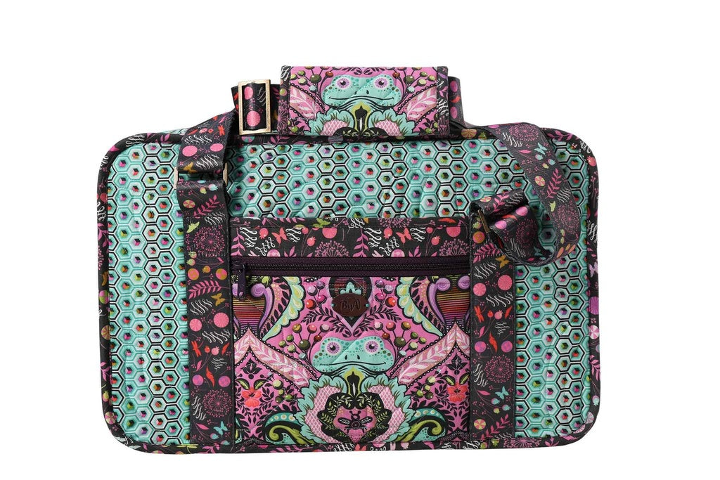 Stitcher's Suitcase, Annie/paper pattern/featherweight machine bag Pattern